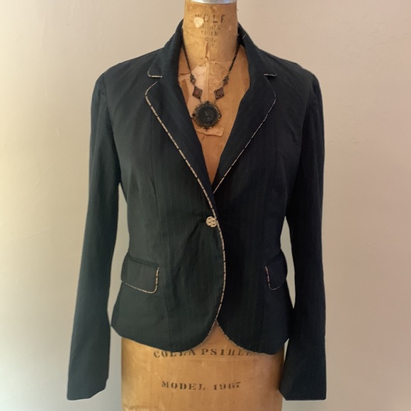 Rebecca Taylor jacket in mixed shadow striped patterns with lace trimming. - Picture 7 of 10